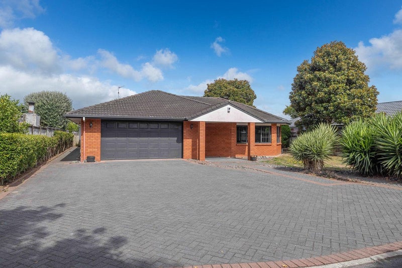 11 Greenough Place, Rototuna, Hamilton - Carousel 2