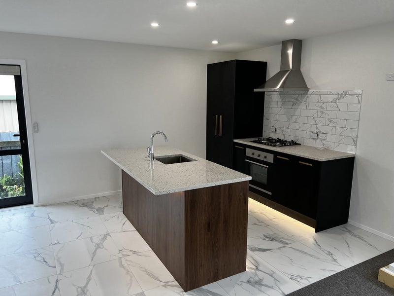 86A Warspite Avenue, Cannons Creek, Porirua - Carousel 1