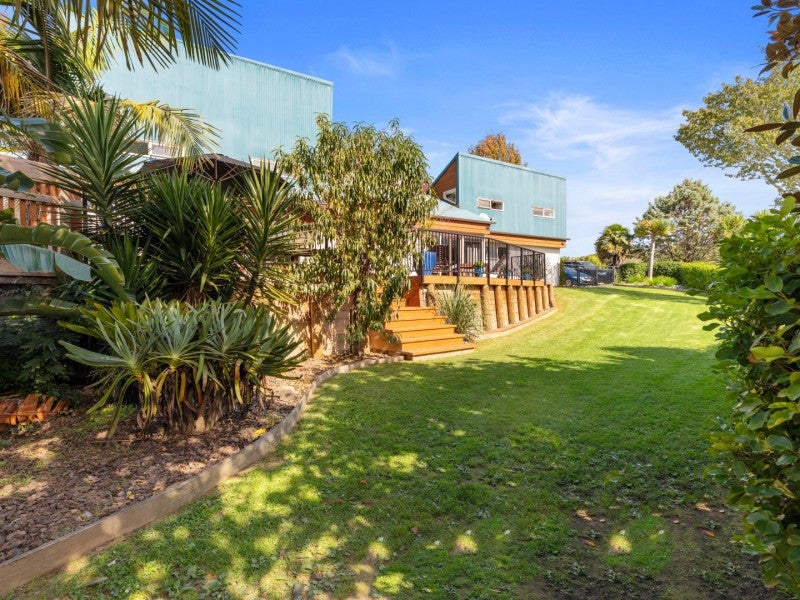 32 Freeburn Road, Pyes Pa, Tauranga - Carousel 32