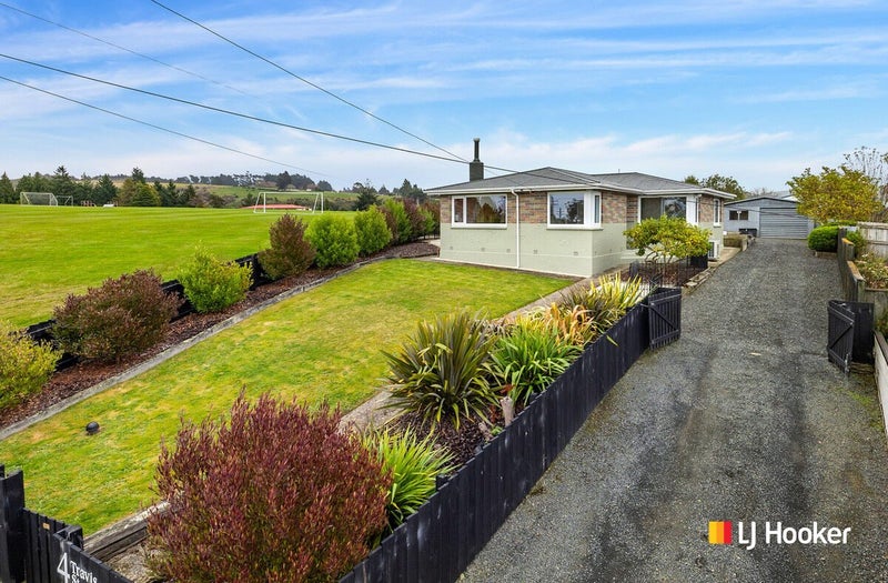 4 Travis Street, Brockville, Dunedin - Carousel 1