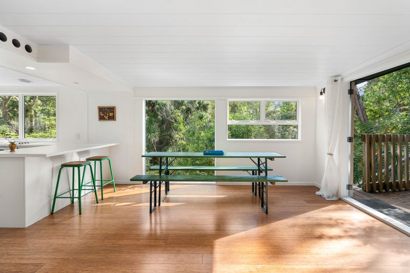 4 Glenbush Place, Birkenhead, Auckland - Carousel 2