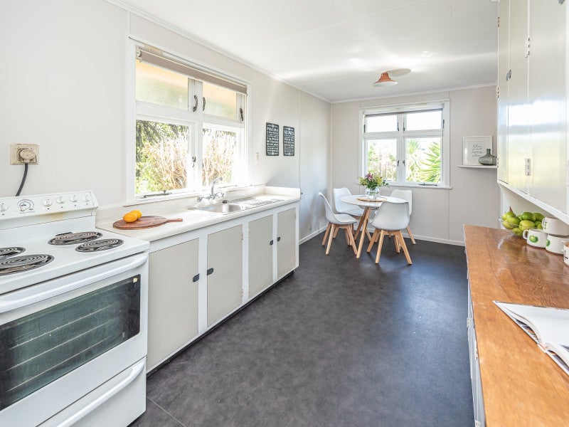 202 Heads Road, Gonville, Whanganui - Carousel 2