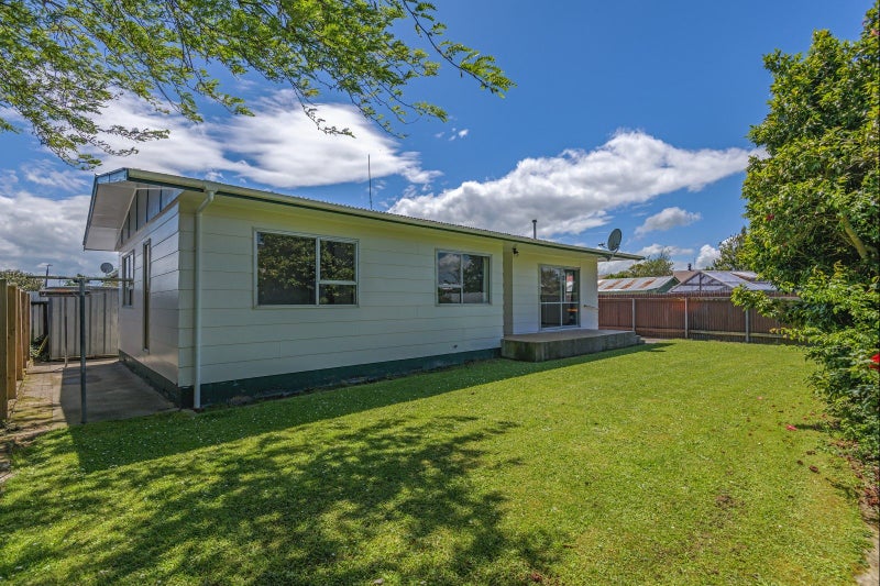 40A Geraldine Crescent, Cloverlea, Palmerston North - Carousel 14