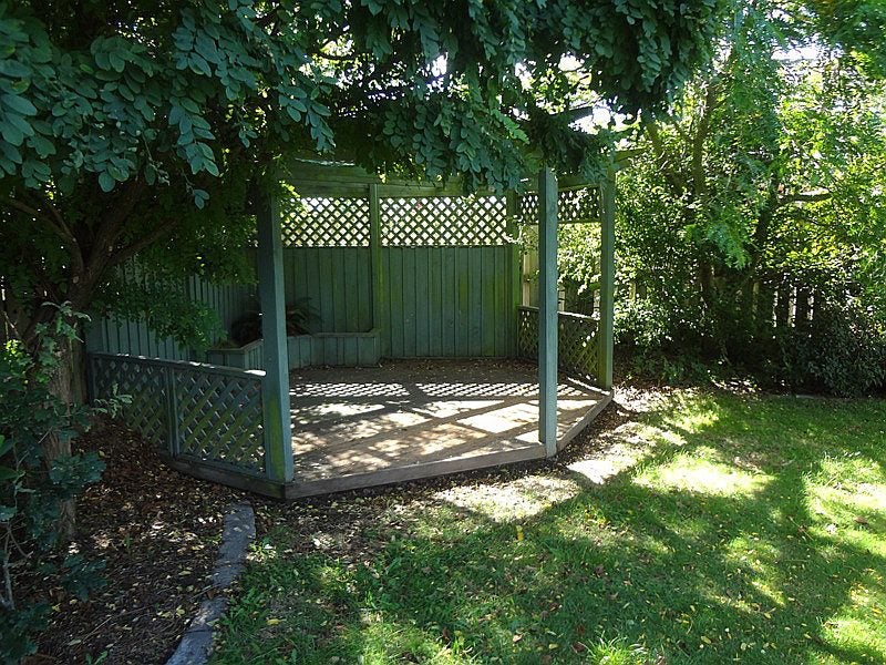 19 Devon Crescent, Darfield, Darfield - Carousel 15