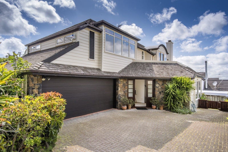 2/14 Bayview Road, Hauraki, Auckland - Carousel 15