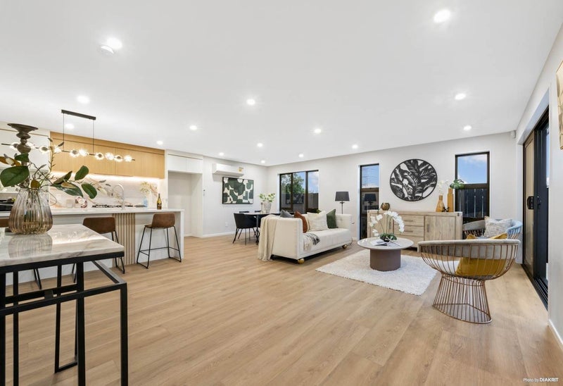 42 Connaught Street, Blockhouse Bay, Auckland - Carousel 2