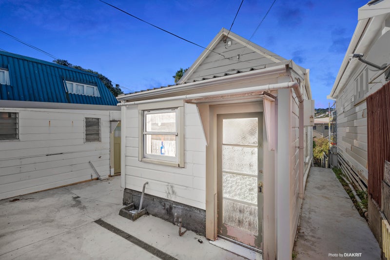 5 Millward Street, Newtown, Wellington - Carousel 15