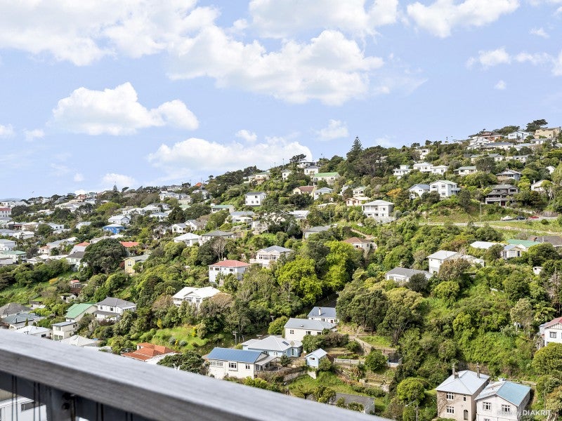 77 Tiketike Way, Brooklyn, Wellington - Carousel 15