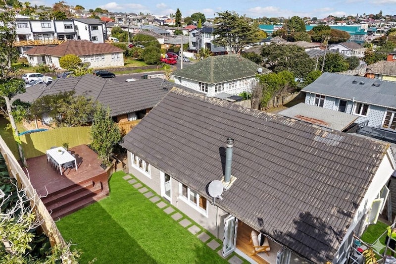 9 Haughey Avenue, Three Kings, Auckland City, Auckland - Carousel 2