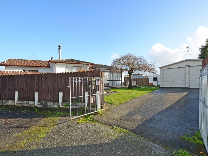15C Bonnie Glen Crescent, Ebdentown, Upper Hutt - Carousel 20