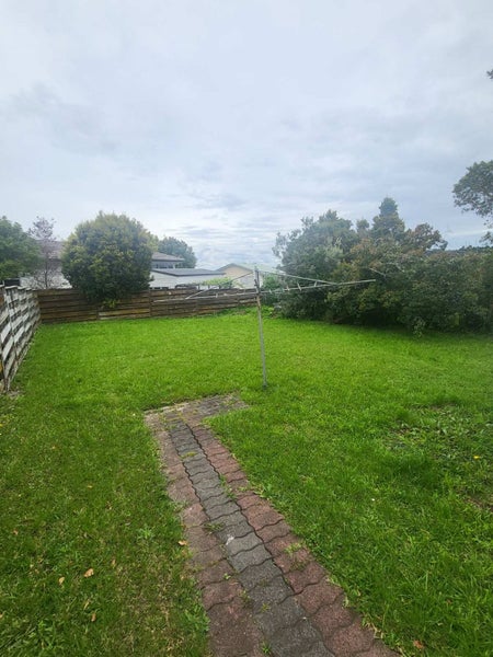 23 Roick Parade, Glen Eden, Auckland - Carousel 12