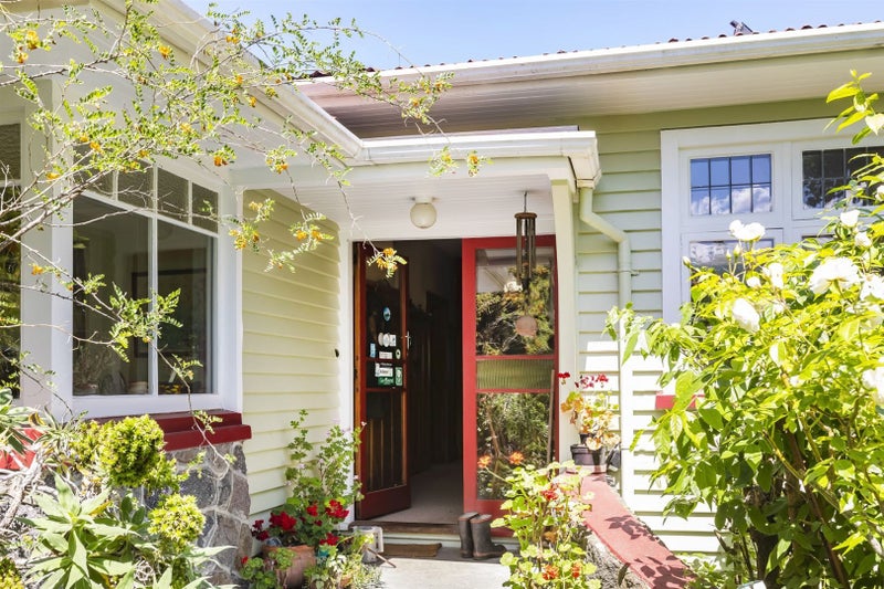 73 Ashgrove Terrace, Somerfield, Christchurch - Carousel 1