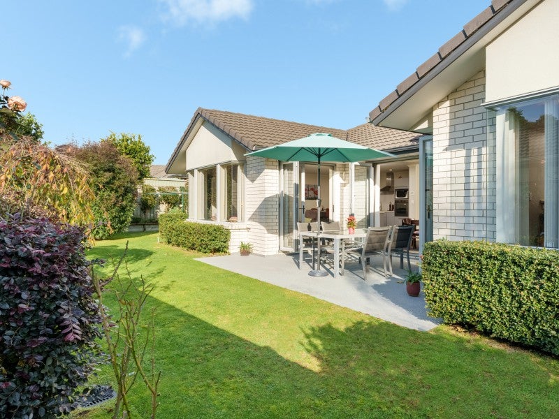 27 Kakapo Place, Pyes Pa, Tauranga - Carousel 1