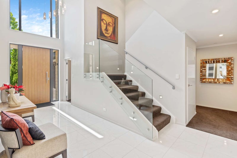 53 Glen Oaks Drive, Northwood, Christchurch - Carousel 2