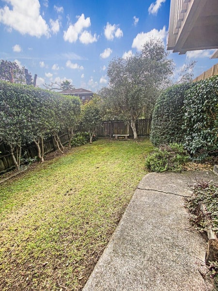 448 Beach Road, Murrays Bay, Auckland - Carousel 24