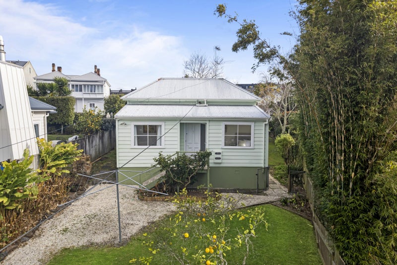 14 Barrie Street, Freemans Bay, Auckland - Carousel 1