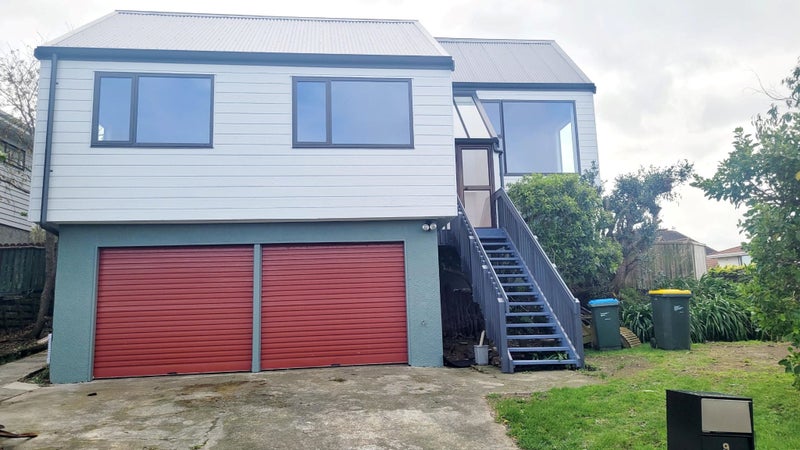 9 Bodmin Terrace, Camborne, Porirua - Carousel 16