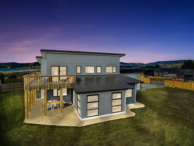 9 Okahau Terrace, Warrington, Waikouaiti - Carousel 25