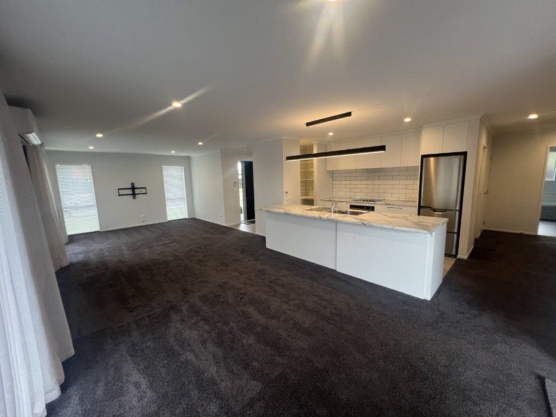 10 Calder Street, Marshland, Christchurch - Carousel 2