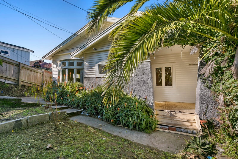 75 Hataitai Road, Hataitai, Wellington - Carousel 2