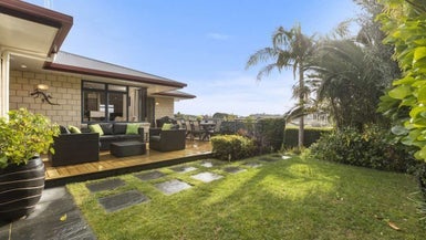 94 Orange Lane, Bethlehem, Tauranga - Carousel 1