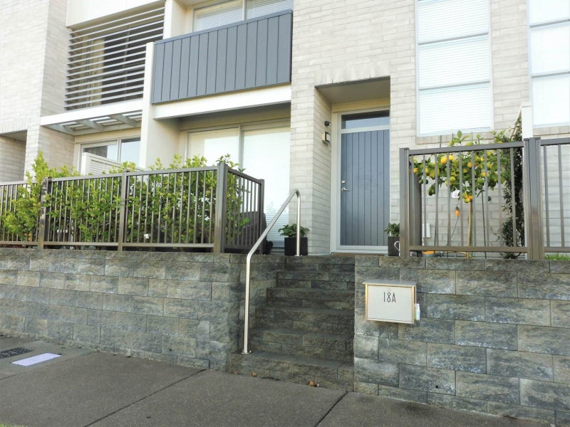 18A Vialou Lane, Stonefields, Auckland - Carousel 1