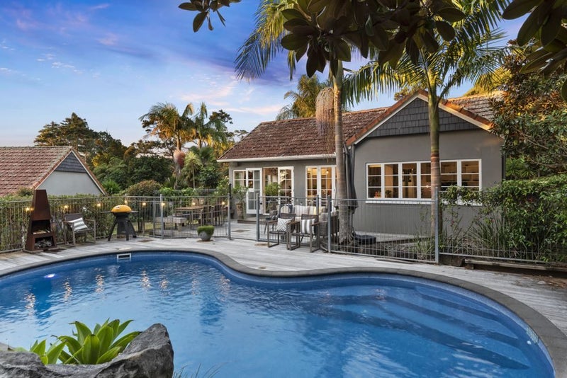 24 Chatham Avenue, Paremoremo, Auckland - Carousel 1