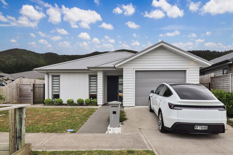 246 Wise Street, Wainuiomata, Lower Hutt - Carousel 2
