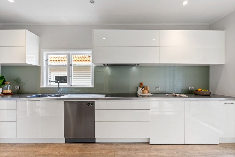 7 Albemarle Road, Northland, Wellington, Wellington - Carousel 2