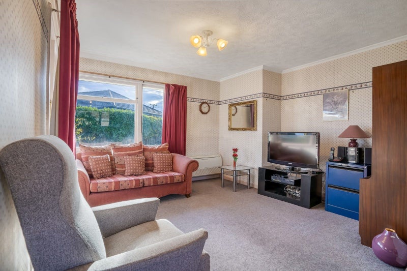 136 MacKenzie Street, Winton, Winton - Carousel 2