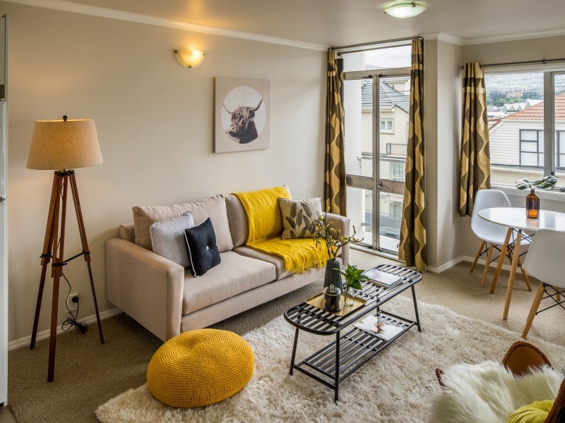 204/131 Brougham Street, Mount Victoria, Wellington - Carousel 2