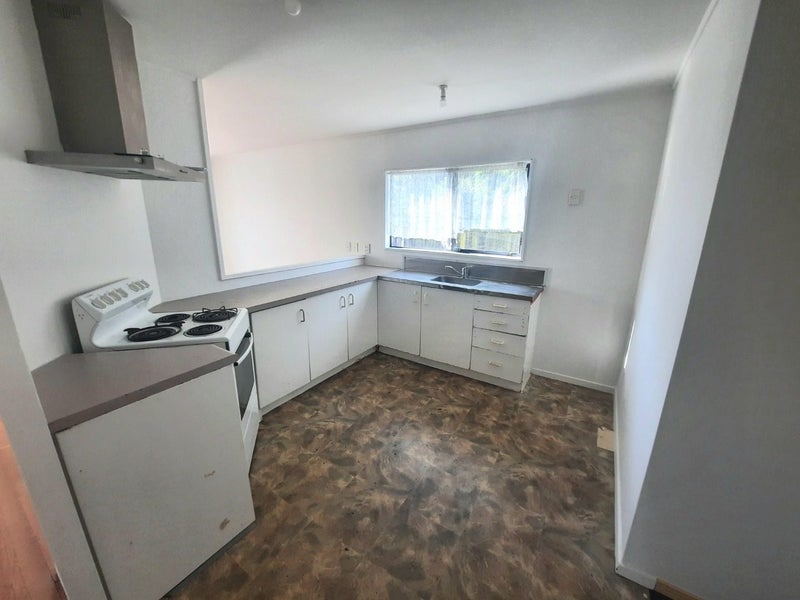 11A Clarice Place, Takanini, Auckland - Carousel 2