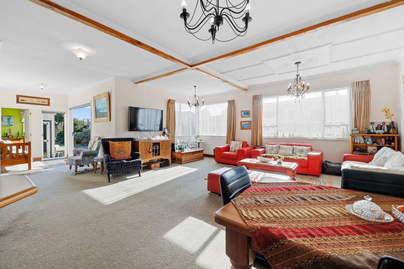 24 Richmond ST, Fitzroy, New Plymouth - Carousel 2