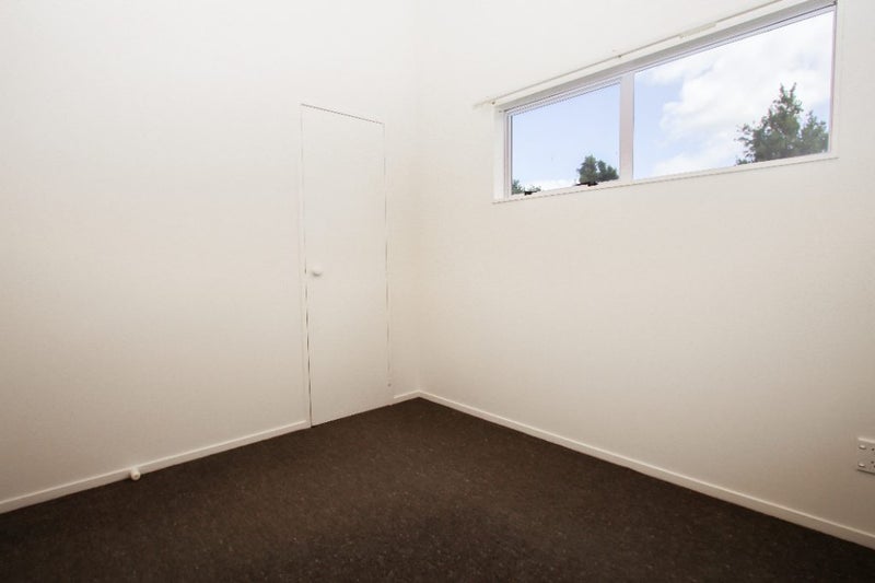 6 Rowling Place, Leamington, Cambridge - Carousel 11