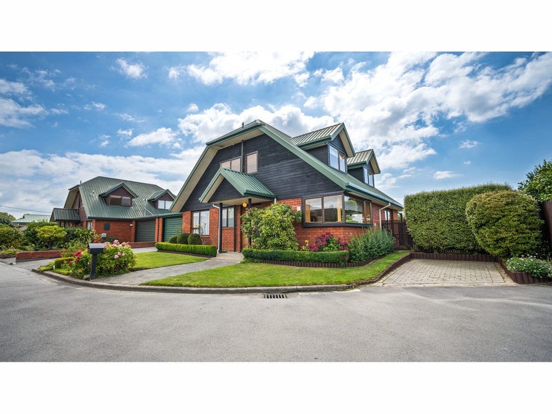 2/2 Elsom Lane, Avonhead, Christchurch - Carousel 1
