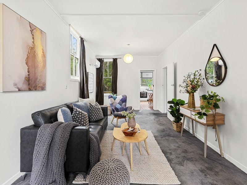 5 Edinburgh Terrace, Berhampore, Wellington - Carousel 1