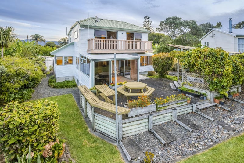63 Howard Road, Ōrere Point - Carousel 1