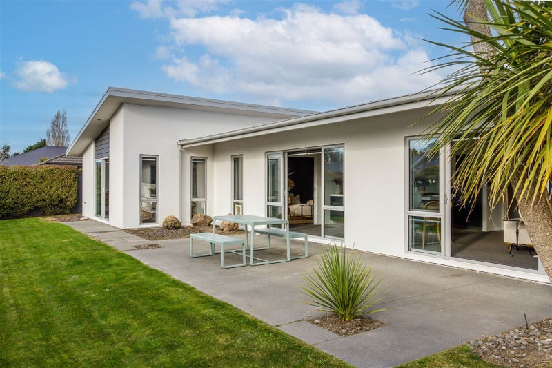 1 Millpark Place, Northwood, Christchurch - Carousel 2