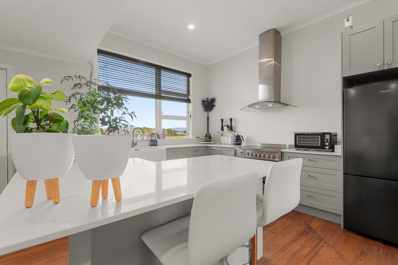 562 Napier Road, Whakarongo, Palmerston North - Carousel 2