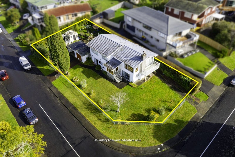 24 Woodcote Drive, Glenfield, Auckland - Carousel 1