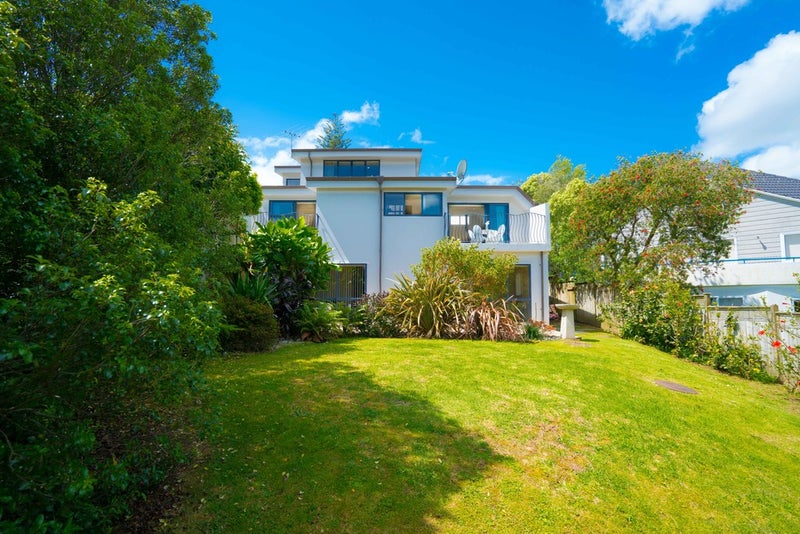 13E Awarua Crescent, Orakei, Auckland - Carousel 1