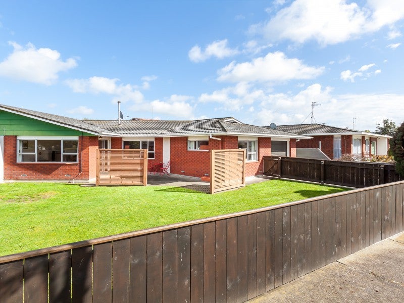 4 Hollows Crescent, Takaro, Palmerston North - Carousel 20