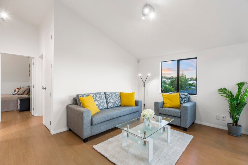 31 Lastel Place, Shelly Park, Auckland - Carousel 35