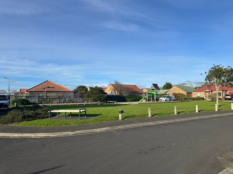 3 Dunbarton Drive, Ranui, Auckland - Carousel 16