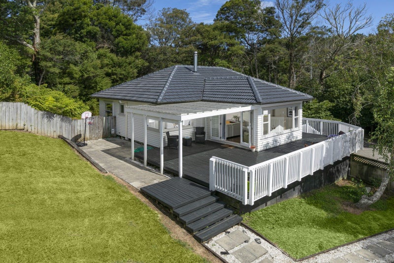 9 The Close, Greenhithe, Auckland - Carousel 21