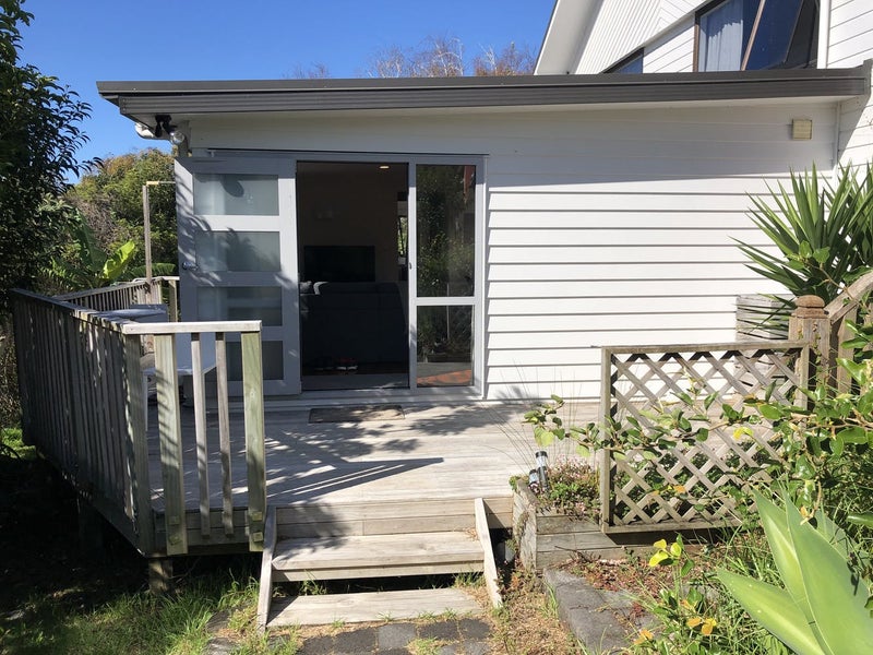 7 Wilmington Place, Forrest Hill, Auckland - Carousel 1