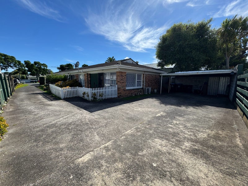 2/1 Halesowen Avenue, Sandringham, Auckland - Carousel 10