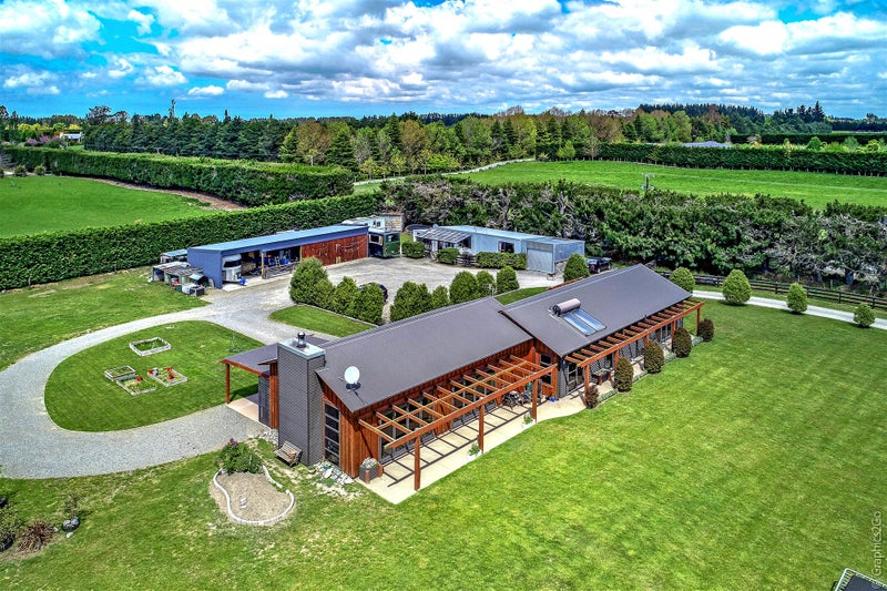 288 Bells Road, Christchurch - Carousel 1