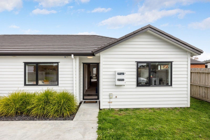 2/153 Gordonton Road, Puketaha, Hamilton - Carousel 1