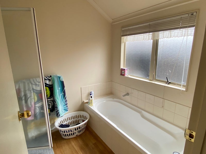 12B Hammond Street, Hamilton Central, Hamilton - Carousel 6